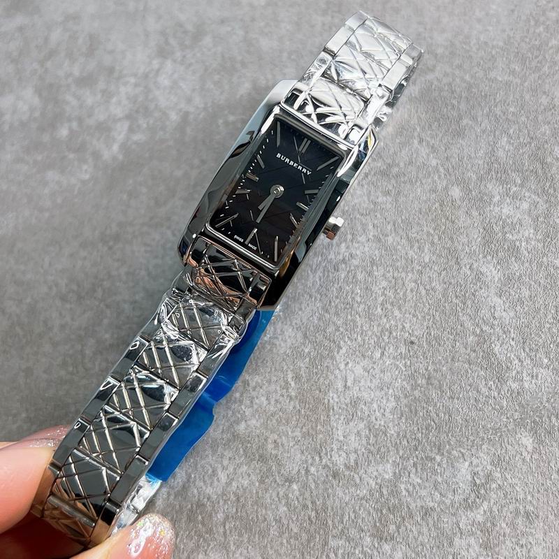 Burberry 19X30mm 042737